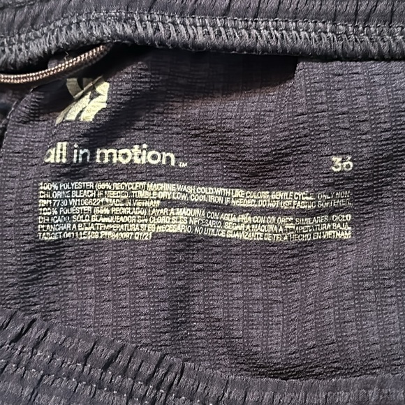 All in motion navy blue size 36 shorts New - Picture 4 of 6